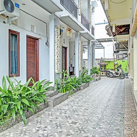 Oyo 91080 Kubu D&D Guesthouse Seminyak Zewnętrze zdjęcie