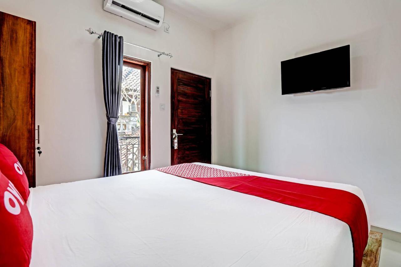 Oyo 91080 Kubu D&D Guesthouse Seminyak Zewnętrze zdjęcie
