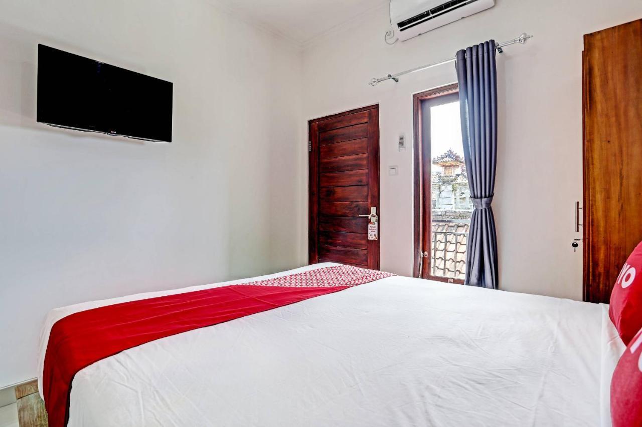 Oyo 91080 Kubu D&D Guesthouse Seminyak Zewnętrze zdjęcie